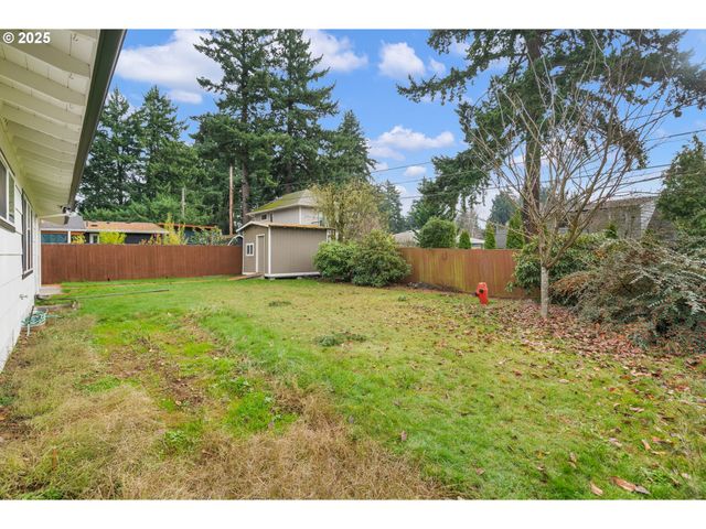 11010 Se SALMON St, Portland, OR 97216