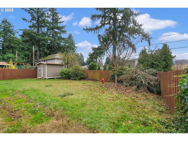 11010 Se SALMON St, Portland, OR 97216