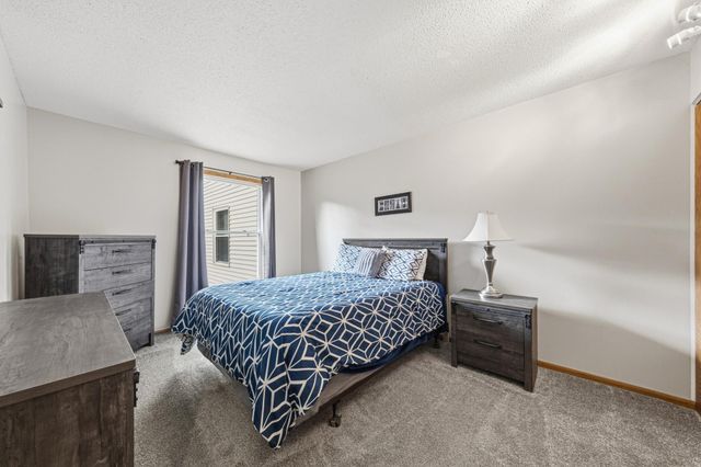 607 19th Street NW 25, Rochester, MN 55901