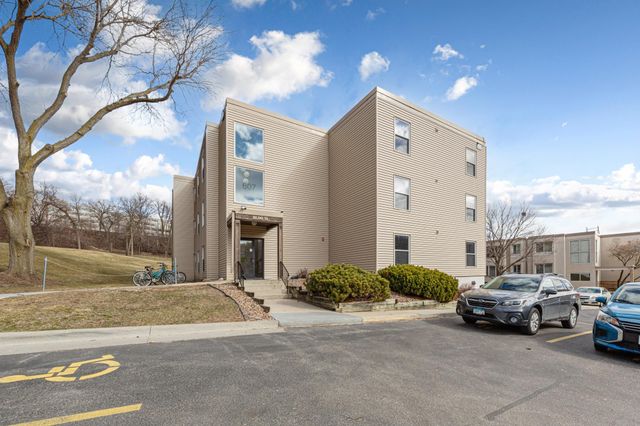 607 19th Street NW 25, Rochester, MN 55901