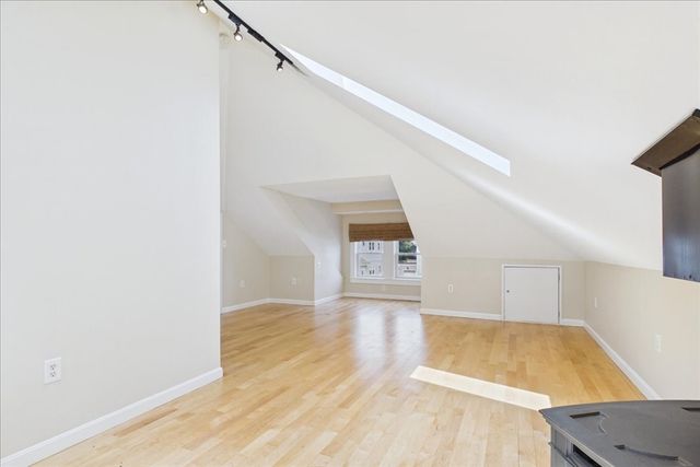 52 Boutwell St 2, Boston, MA 02122