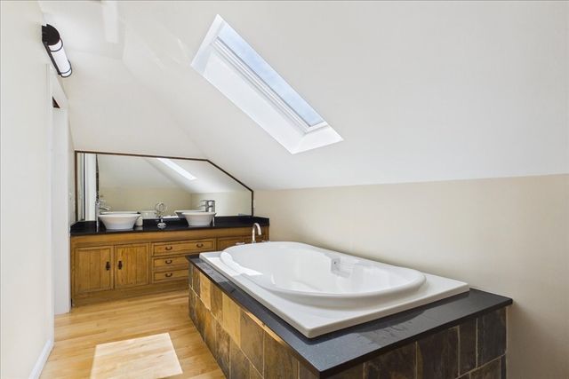 52 Boutwell St 2, Boston, MA 02122