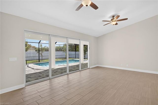 133 SW 9th PL, Cape Coral, FL 33991