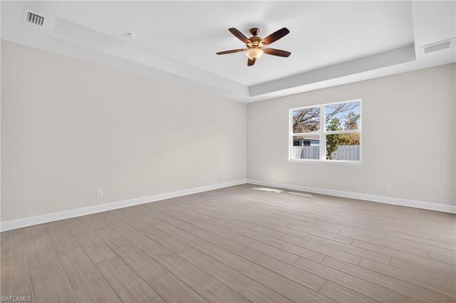 133 SW 9th PL, Cape Coral, FL 33991