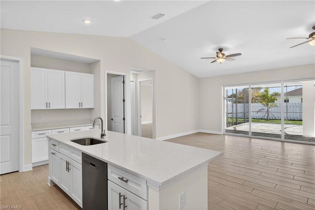 133 SW 9th PL, Cape Coral, FL 33991