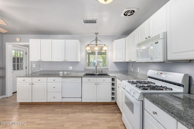 5408 E Willard Street, Tucson, AZ 85712