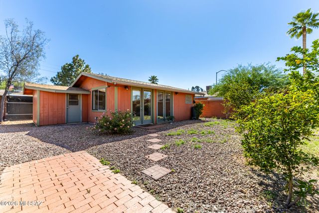 5408 E Willard Street, Tucson, AZ 85712