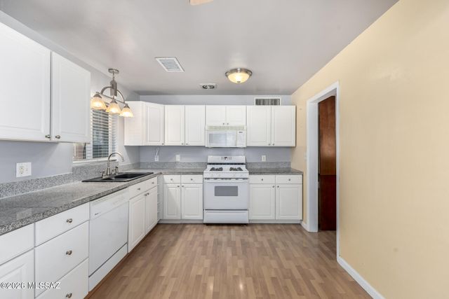 5408 E Willard Street, Tucson, AZ 85712