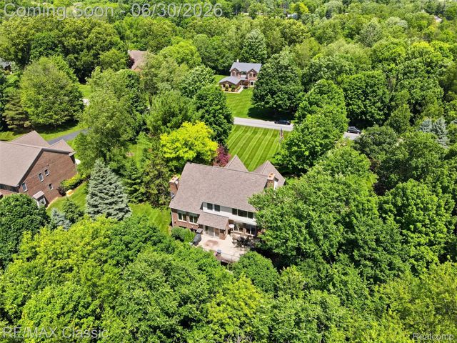 8033 Pine Ridge Court, Salem Township, MI 48168