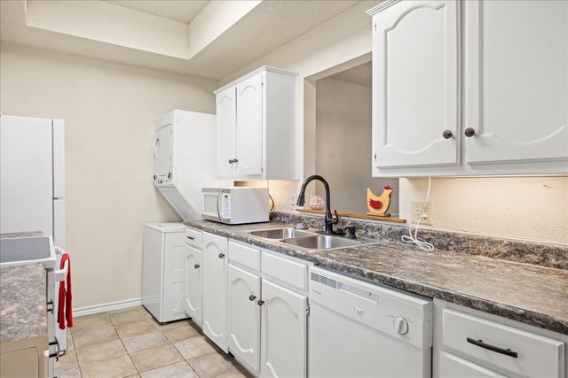 8511 Westover Court 241, Granbury, TX 76049