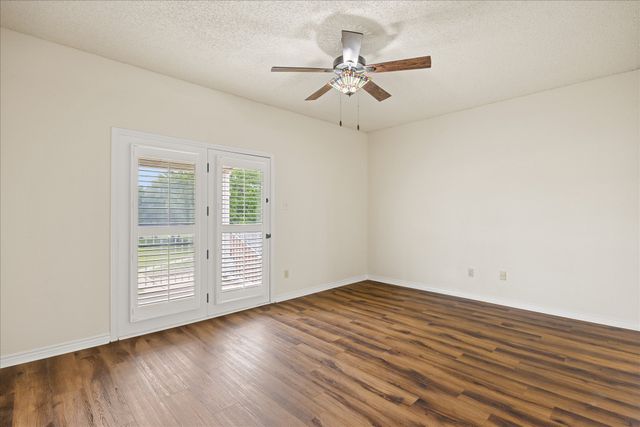 8511 Westover Court 241, Granbury, TX 76049