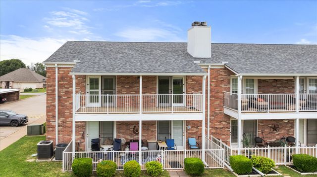 8511 Westover Court 241, Granbury, TX 76049