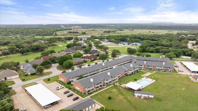 8511 Westover Court 241, Granbury, TX 76049