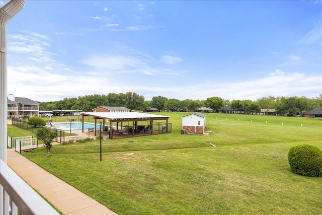 8511 Westover Court 241, Granbury, TX 76049