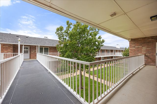 8511 Westover Court 241, Granbury, TX 76049