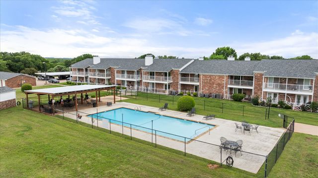 8511 Westover Court 241, Granbury, TX 76049