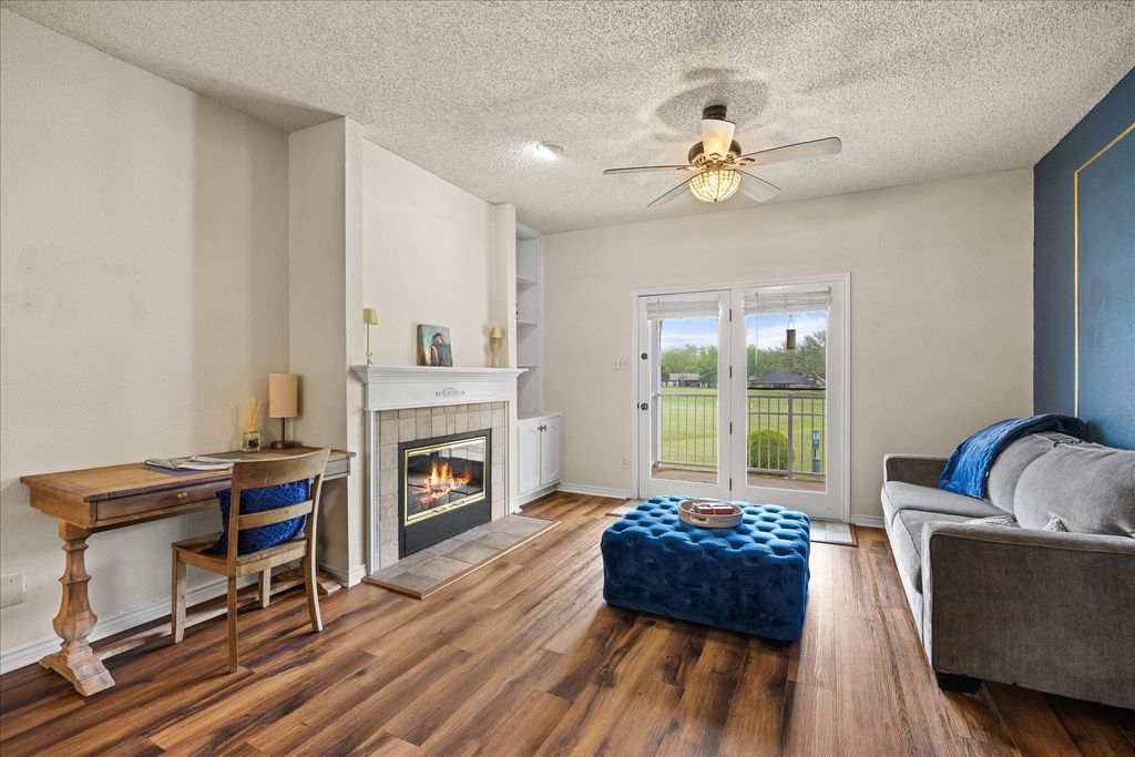 8511 Westover Court 241, Granbury, TX 76049