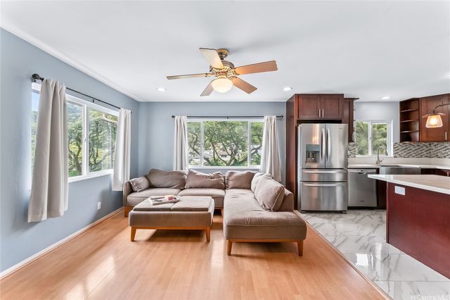 99-863 Meaala Street, Aiea, HI 96701