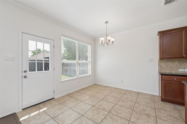 946 Bowie Drive, Lavon, TX 75166