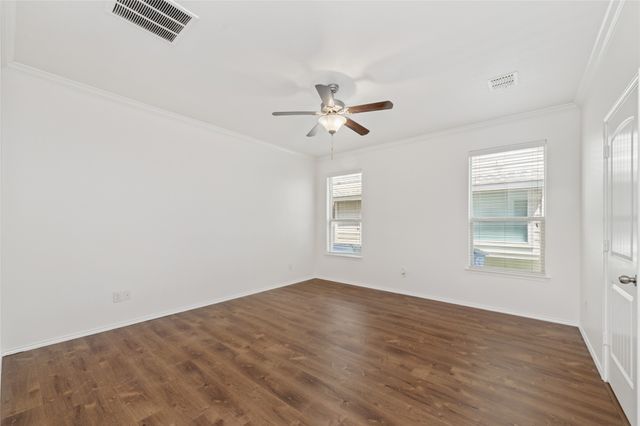 946 Bowie Drive, Lavon, TX 75166