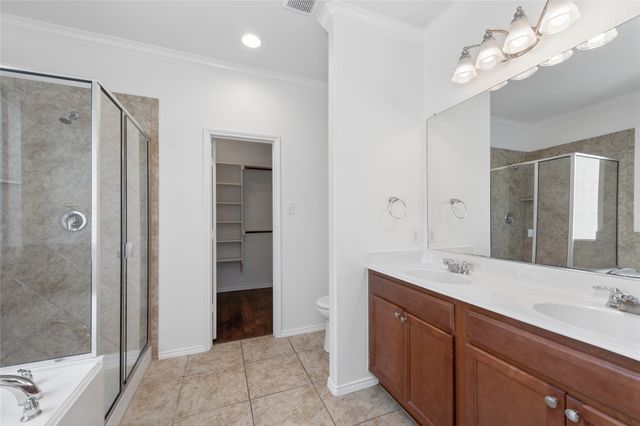 946 Bowie Drive, Lavon, TX 75166