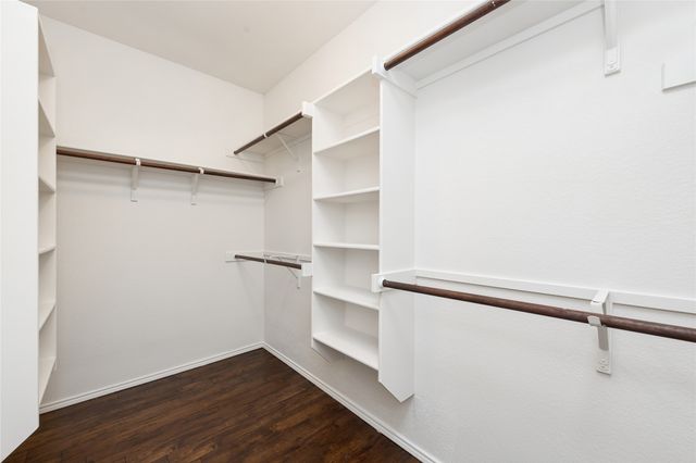 946 Bowie Drive, Lavon, TX 75166