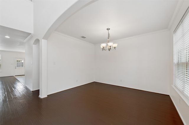 946 Bowie Drive, Lavon, TX 75166