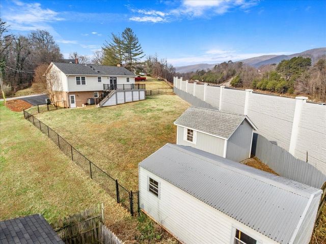 335 Fort Lewis BLVD, Salem, VA 24153