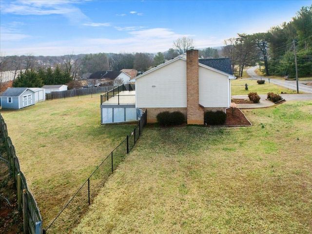 335 Fort Lewis BLVD, Salem, VA 24153