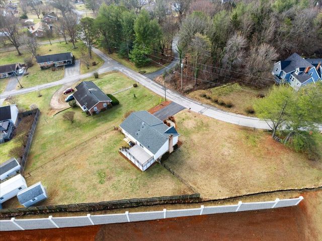 335 Fort Lewis BLVD, Salem, VA 24153