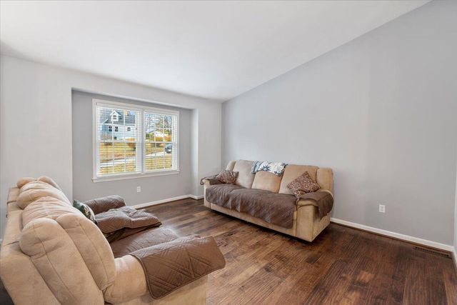 335 Fort Lewis BLVD, Salem, VA 24153