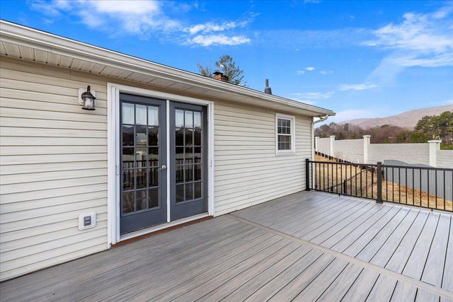 335 Fort Lewis BLVD, Salem, VA 24153