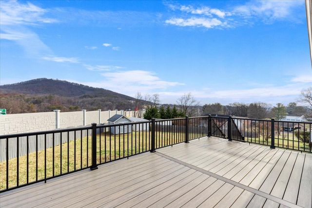 335 Fort Lewis BLVD, Salem, VA 24153