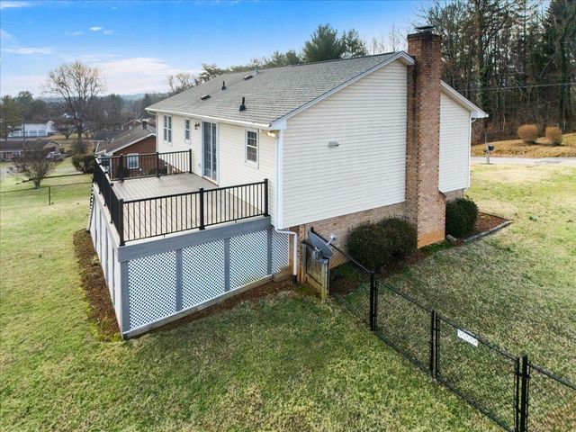 335 Fort Lewis BLVD, Salem, VA 24153