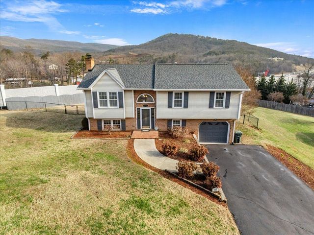 335 Fort Lewis BLVD, Salem, VA 24153