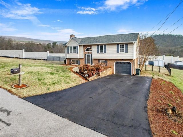 335 Fort Lewis BLVD, Salem, VA 24153