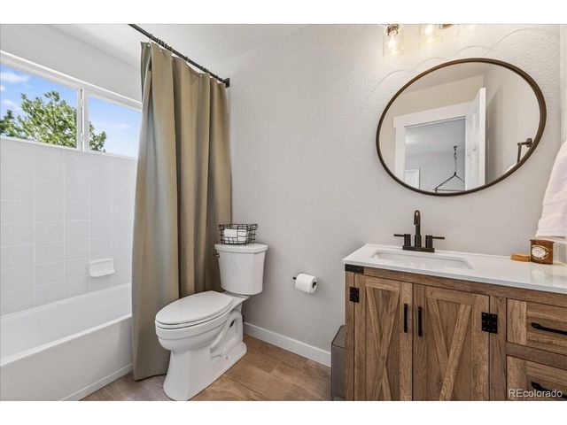 6080 Russell Ln, Arvada, CO 80403