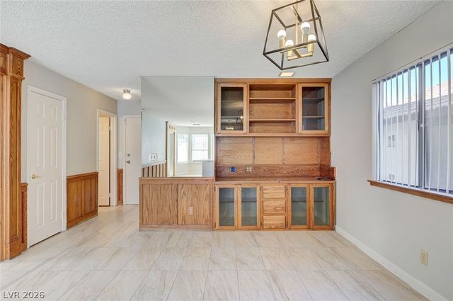 6437 Peachwood Road, Las Vegas, NV 89108