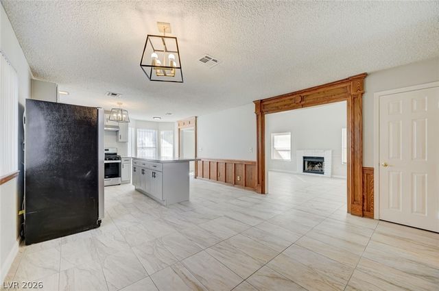 6437 Peachwood Road, Las Vegas, NV 89108