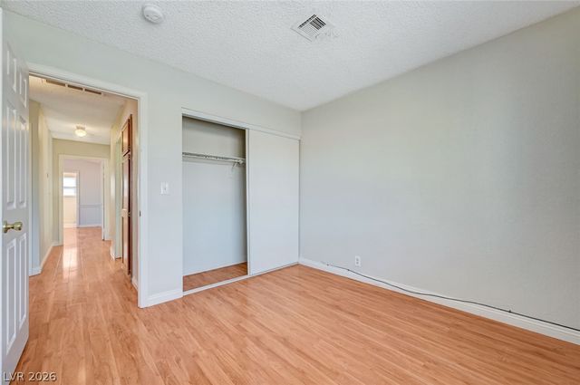 6437 Peachwood Road, Las Vegas, NV 89108