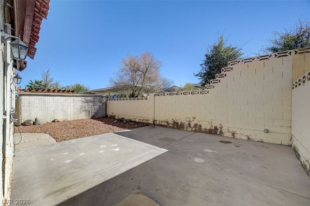 6437 Peachwood Road, Las Vegas, NV 89108