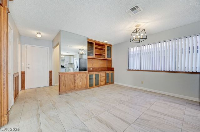 6437 Peachwood Road, Las Vegas, NV 89108