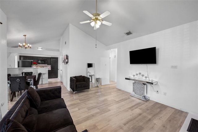 3500 Tangle Brush Drive 194, The Woodlands, TX 77381