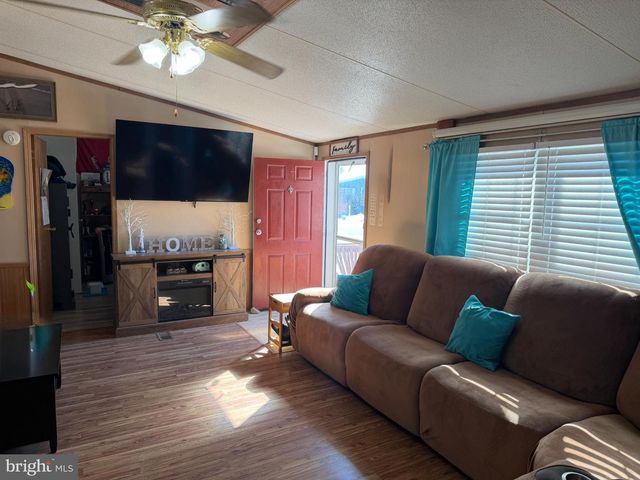 444 LONG BRANCH RD, Seaford, DE 19973