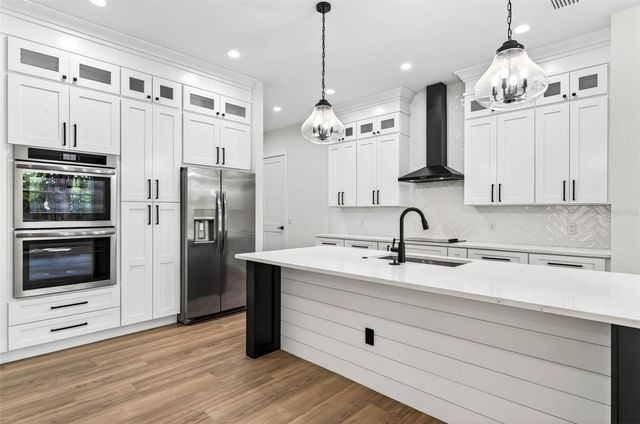 37700 DIXIE AVENUE, Dade City, FL 33525