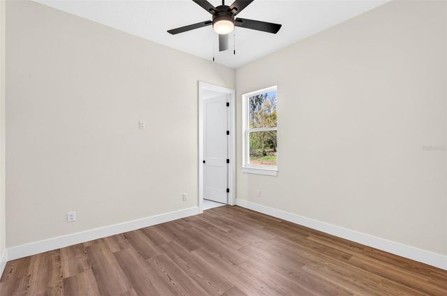 37700 DIXIE AVENUE, Dade City, FL 33525