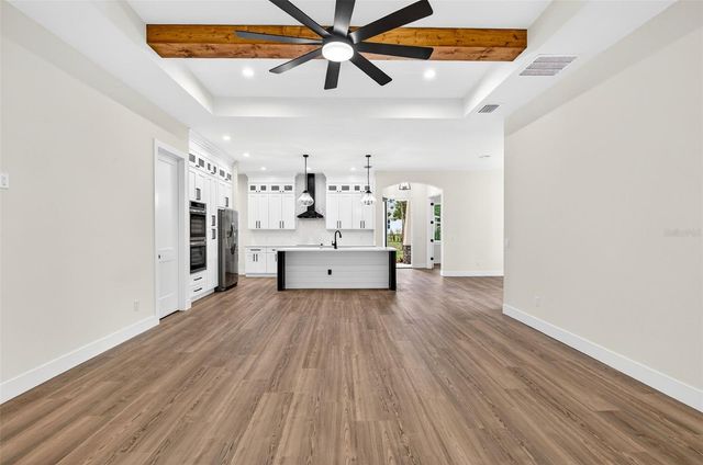 37700 DIXIE AVENUE, Dade City, FL 33525