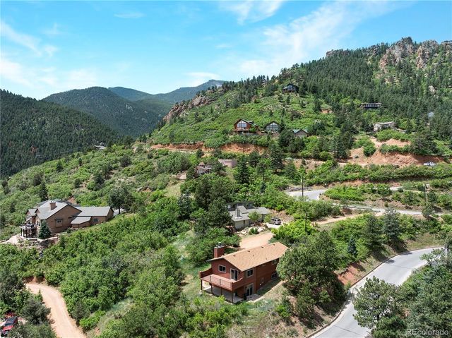 975 Crystal Park Road, Manitou Springs, CO 80829