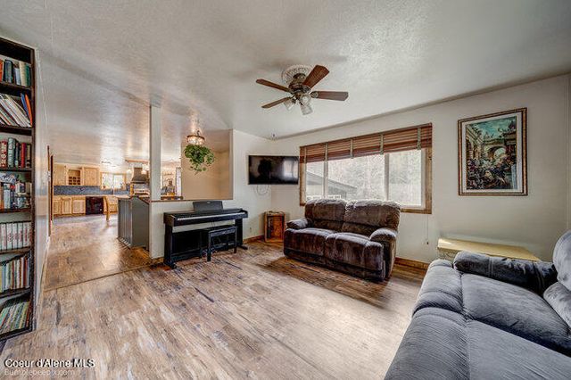 21 Lochsa Ln, Kingston, ID 83839