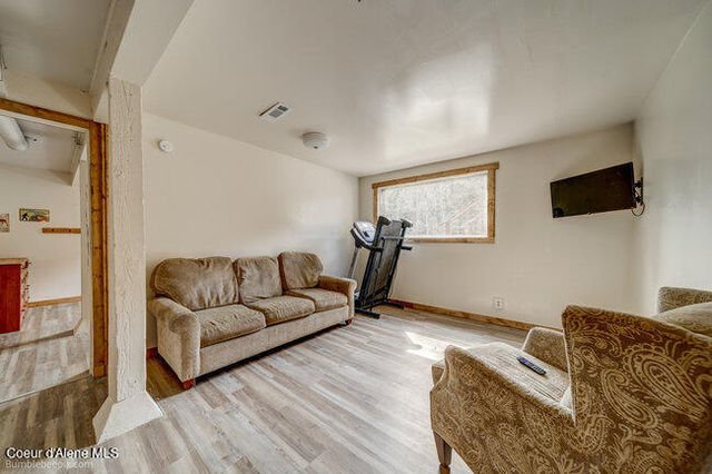 21 Lochsa Ln, Kingston, ID 83839